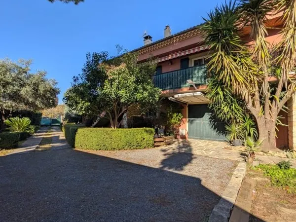 Maison 7 pièces 170 m²