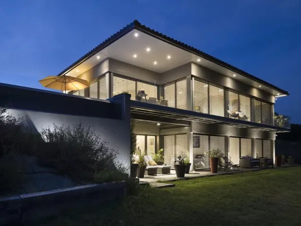 Magnifique contemporaine avec vue très dominante sur les Pyrénée