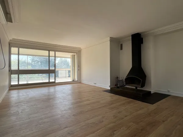 Appartement type luxe à PARLY2