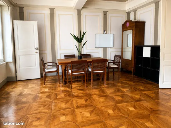 178 m² Hyper Centre Grenoble - Appartement de caractère - Idéal investisseur / colocation - Fort pot
