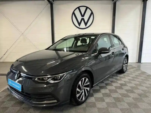 Volkswagen Golf 1.4 hybrid rechargeable opf 204 dsg6 — photo 32