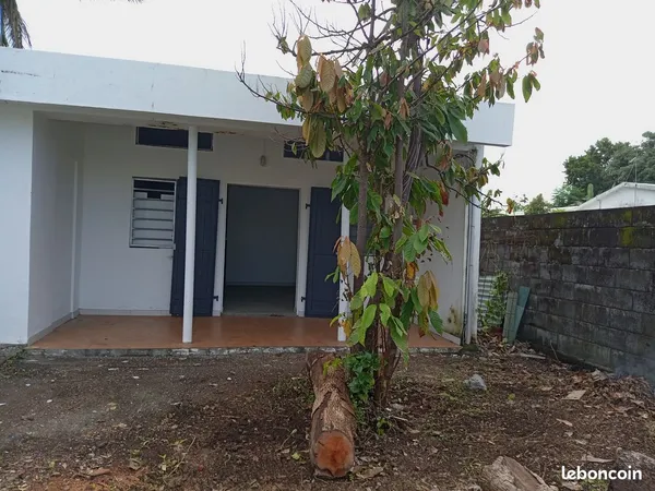 A louer maison F3 mitoyenne