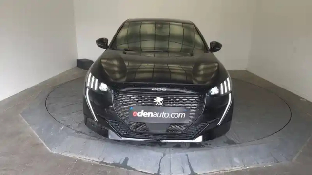 Peugeot 208 puretech 130 s&amp;s eat8 — photo 87