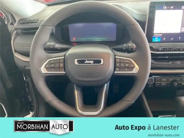 Jeep Compass 1.3 phev t4 240 ch 4xe eawd — photo 30