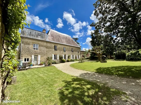 Appartement 9 pièces 297 m²