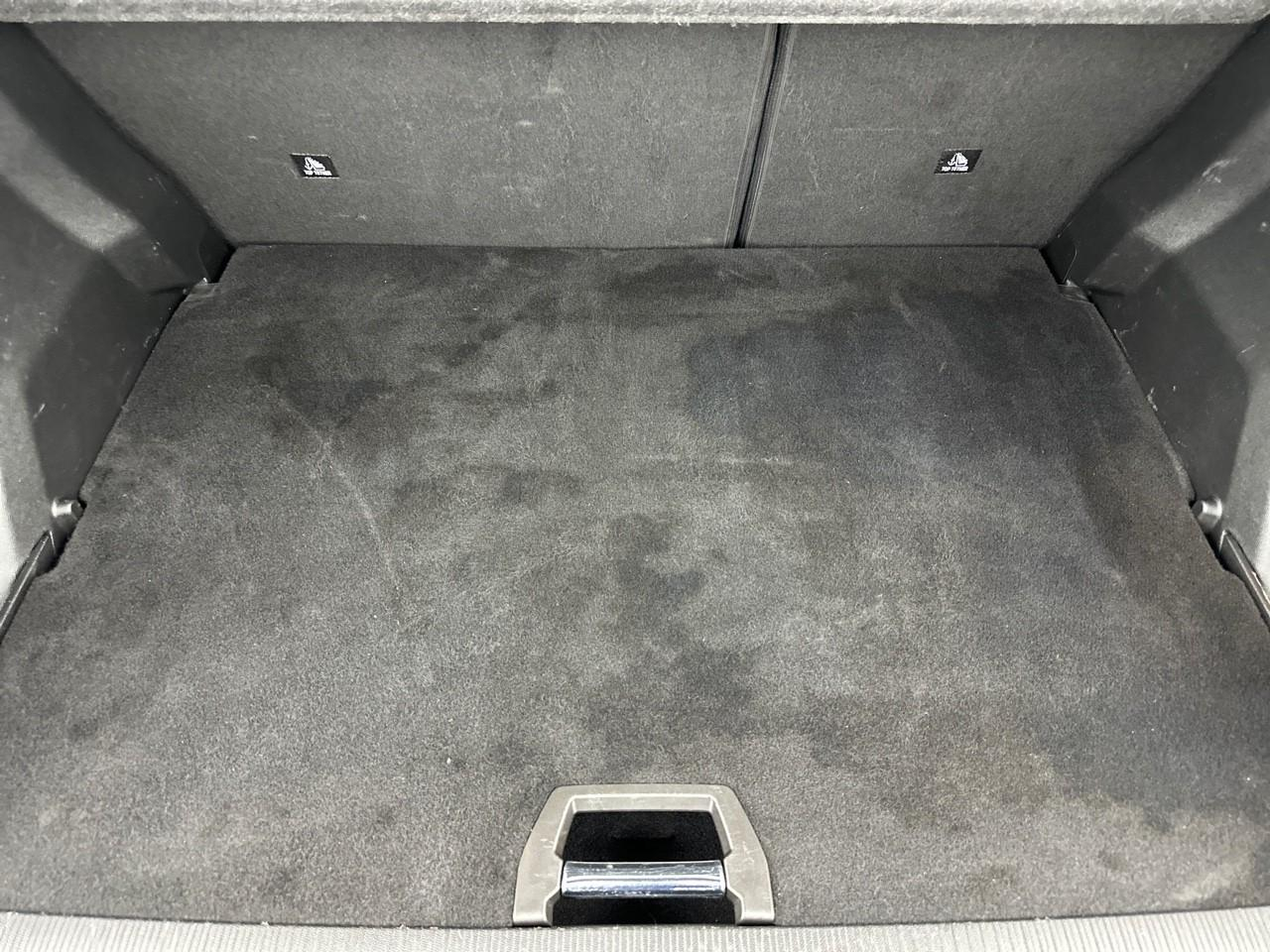 Peugeot 2008 puretech 130 s&s eat8 style — photo 6