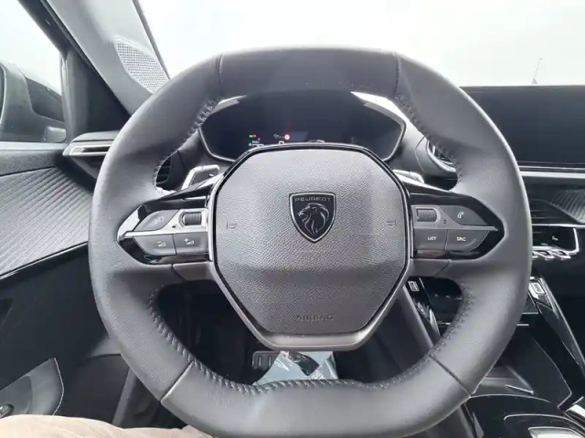 Peugeot 208 hybrid 100 e-dcs6 — photo 47