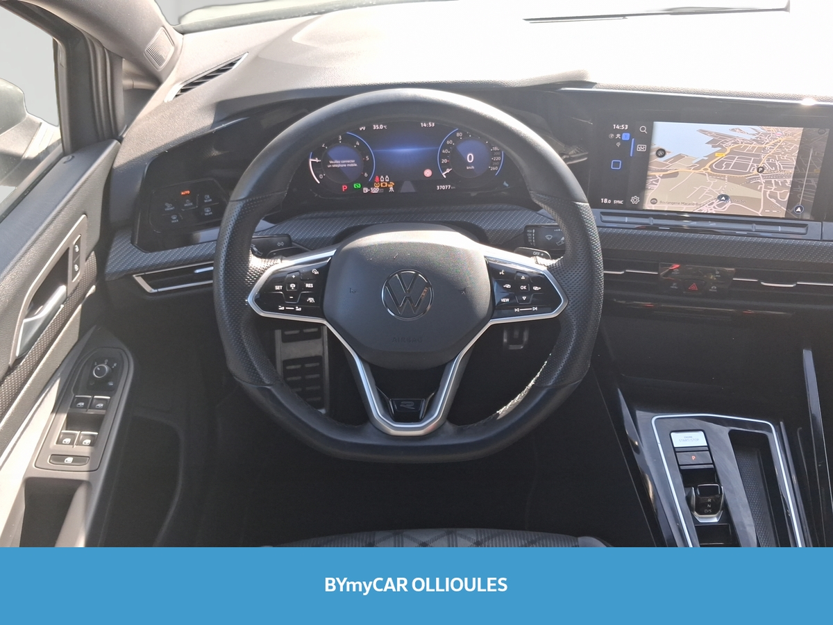 Volkswagen Golf 2.0 TDI SCR 150 DSG7 — photo 10