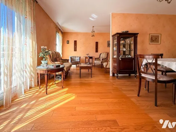 Appartement 4 pièces 101 m²