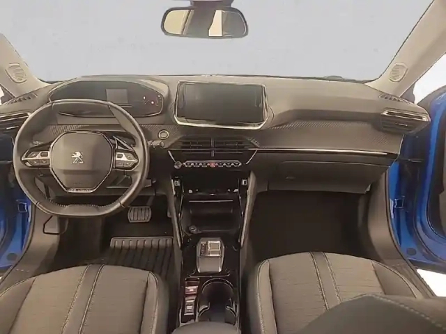 Peugeot 2008 electrique 136 ch — photo 8