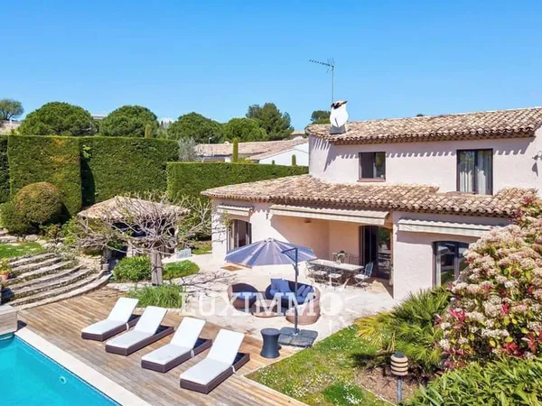 Villa 7 pièces