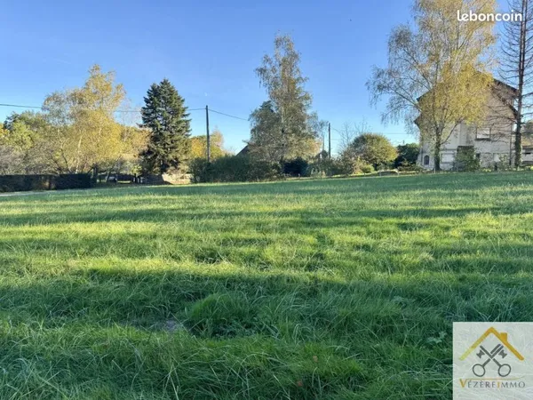 Terrain 1978 m² Varetz