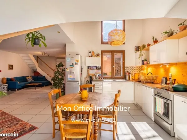 Appartement 4 pièces 95 m²