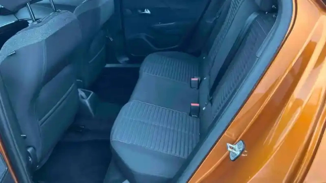 Peugeot 2008 puretech 100 s&amp;s bvm6 — photo 124