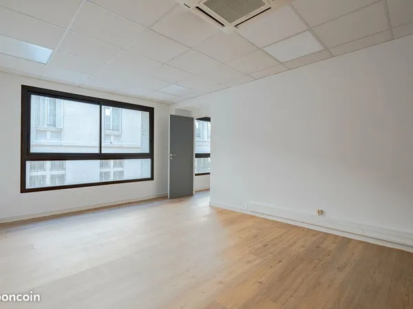 Bureaux 131 m² MARSEILLE