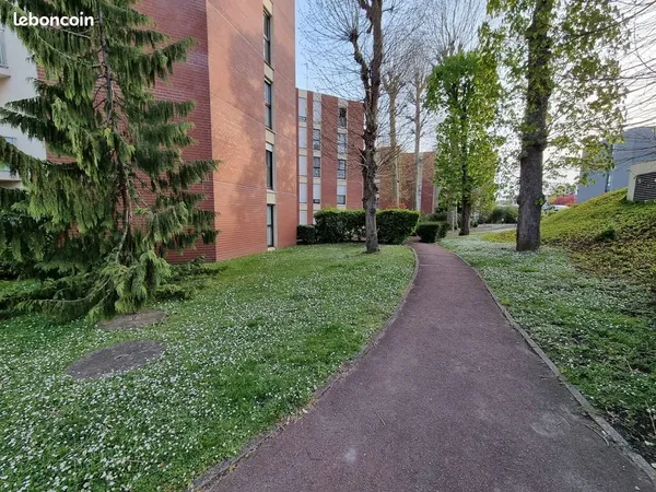 Cabinet médical / paramédical à louer - Verneuil-sur-Seine (78480)