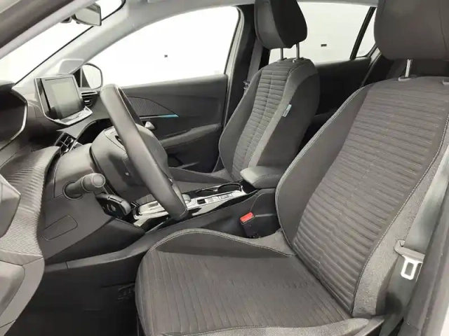 Peugeot 208 electrique 50 kwh 136ch — photo 13