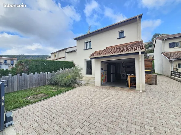 Maison 4 pièces 120 m²