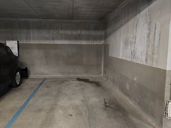 Parking - Marcel Saupin