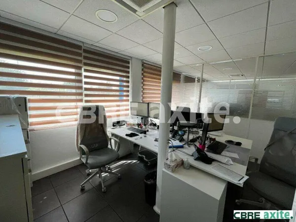 Local d'activité 2670 m²