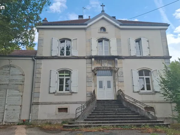 A rénover - Ancien presbytère - Étouvans coeur de village