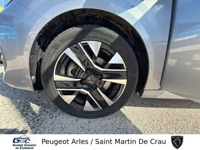 Peugeot 208 puretech 100 s&amp;s bvm6 — photo 29