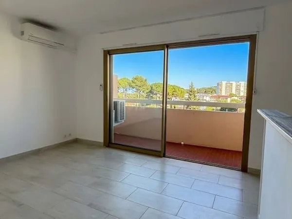 Studio 1 pièce 29 m²
