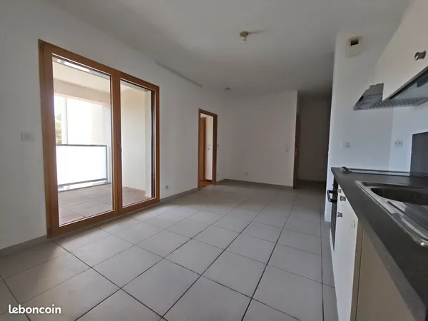T2 calme + cave Montchat Lyon 3 - 43m² rénové - Proche Place Ronde