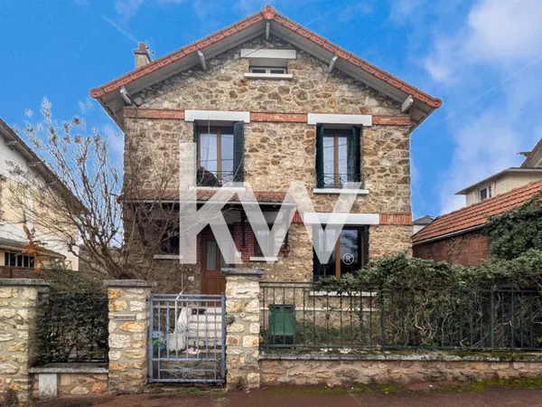 MAISON MEULIERE - CENTRE VILLE - A RÉNOVER