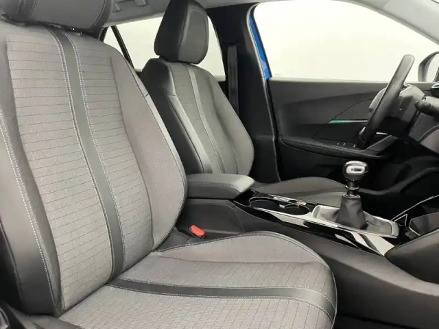 Peugeot 2008 puretech 130 s&amp;s bvm6 — photo 27