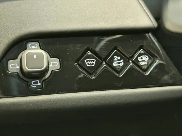 Ds N8 n°8 230 ch fwd standard range — photo 93