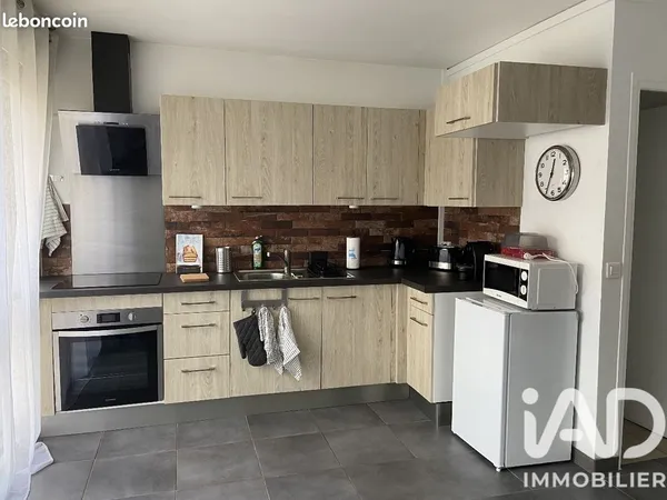 Studio 1 pièce 25 m²