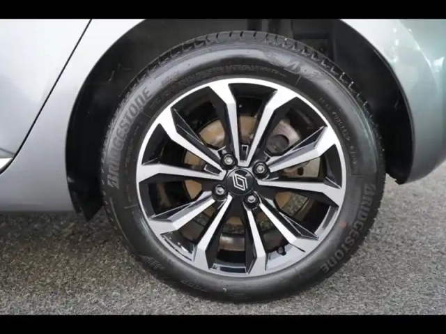 Renault Clio 1.0 tce 90ch techno - 25 — photo 11