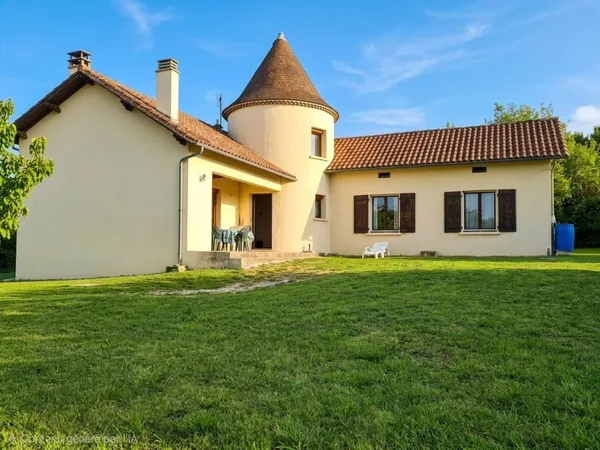 Maison 3 chambres avec dépendance