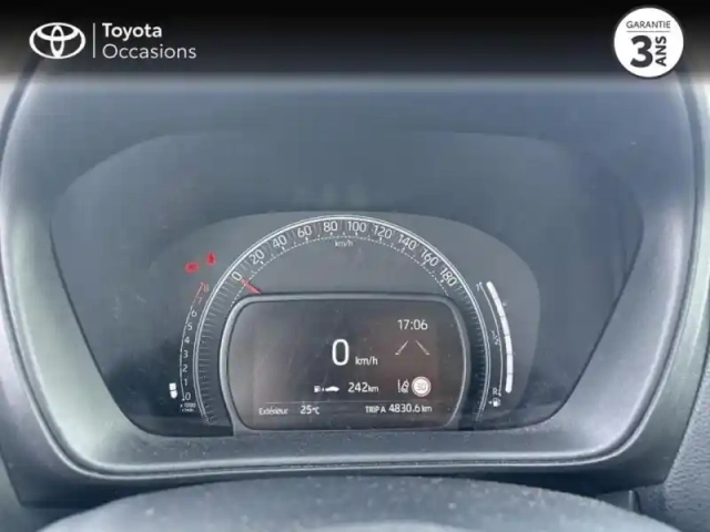 Toyota Aygo X 1.0 vvt-i 72ch dynamic my24 — photo 6