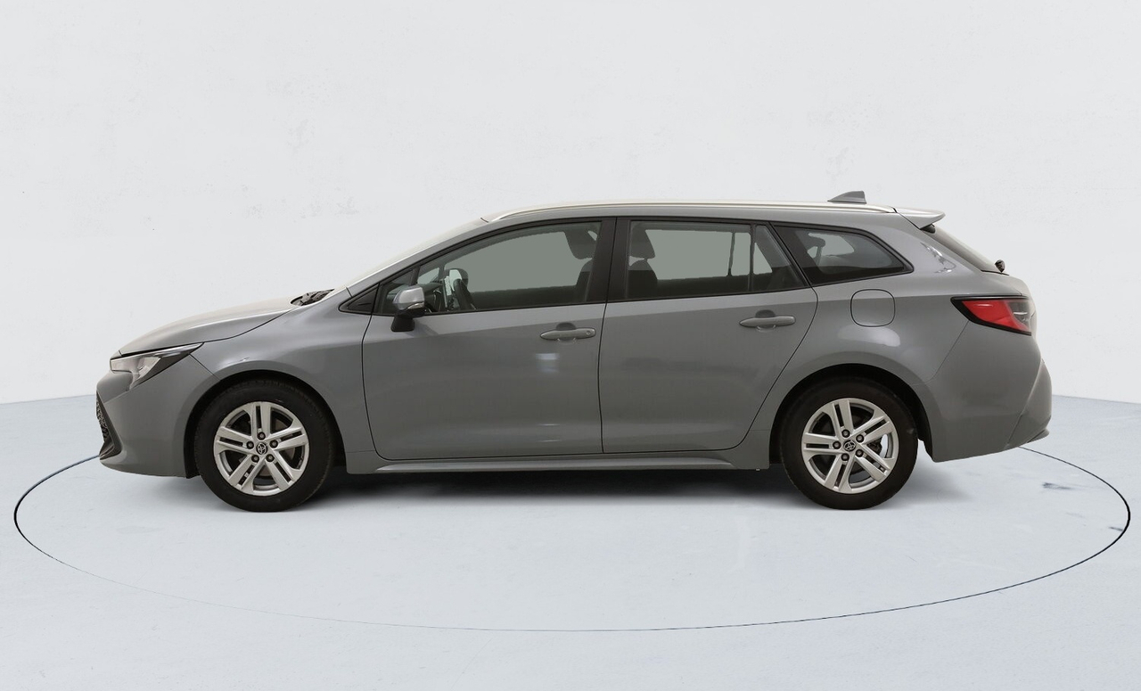 Toyota Corolla Touring Sports — photo 2
