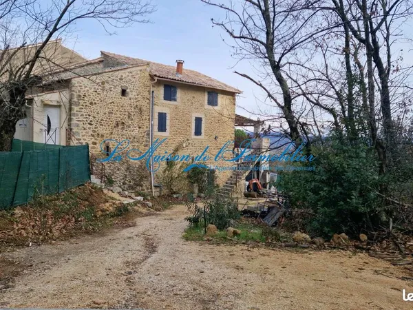 Grange 3 pièces 80 m²