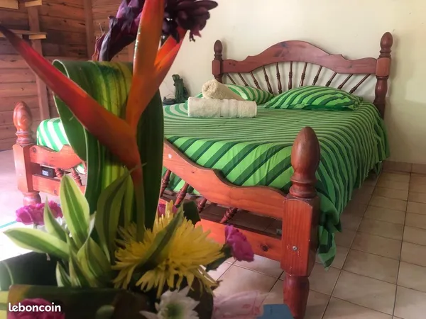Loue bas de maison traditionnelle à la Désirade