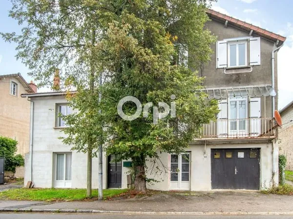 Maison 9 pièces 215 m²