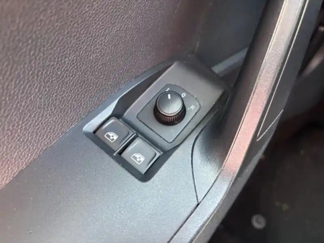 Seat Ibiza 1.0 mpi 75ch start/stop urban — photo 6
