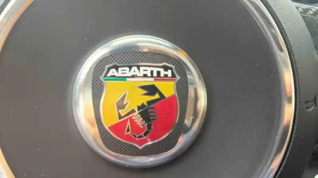 Abarth 500 595 1.4 turbo 16v t-jet 180 ch bvm5 — photo 22