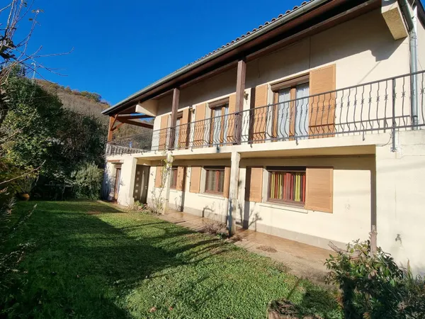 Maison 7 pièces 207 m²