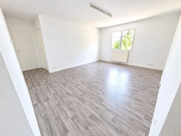 APPARTEMENT 2 PIÈCES - 48,56 M² À SAINT-MARCEL