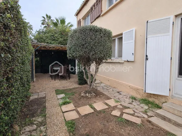 Maison 3 pièces 77 m²