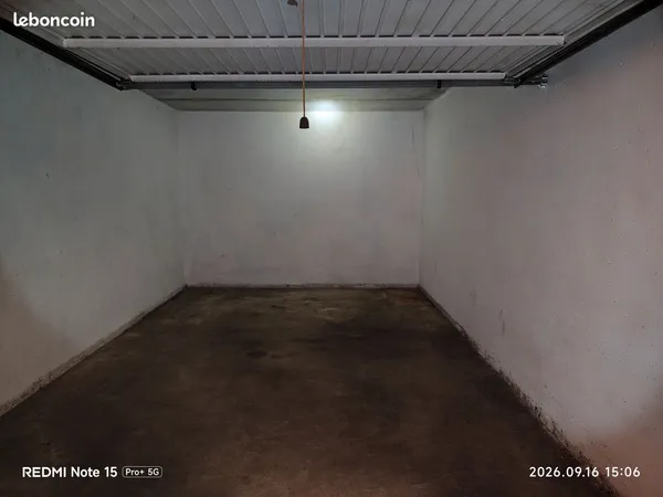 GRAND BOX FERMÉ 19,74 m² + CAVE - BEAUDOUVIN - 36 000