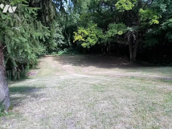 Terrain 1371 m²