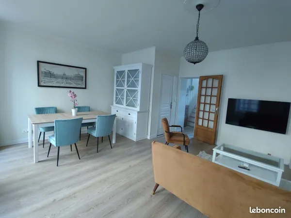 Appartement duplex rue du château