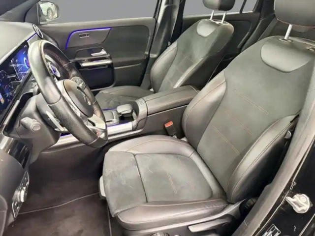 Mercedes Gla 200 d amg line — photo 20