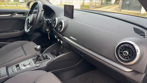Audi A3 Sportback 2.0 TDI 150 - Sport – 2017 – 183000 km – Diesel – Boîte Manuelle — photo 24