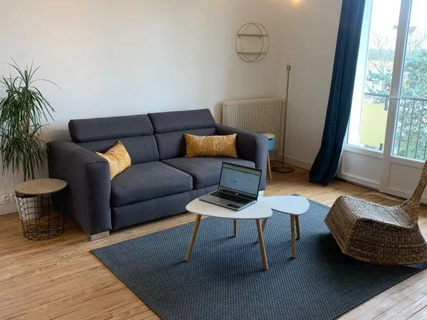 Appartement 4 chambres - proche tramway